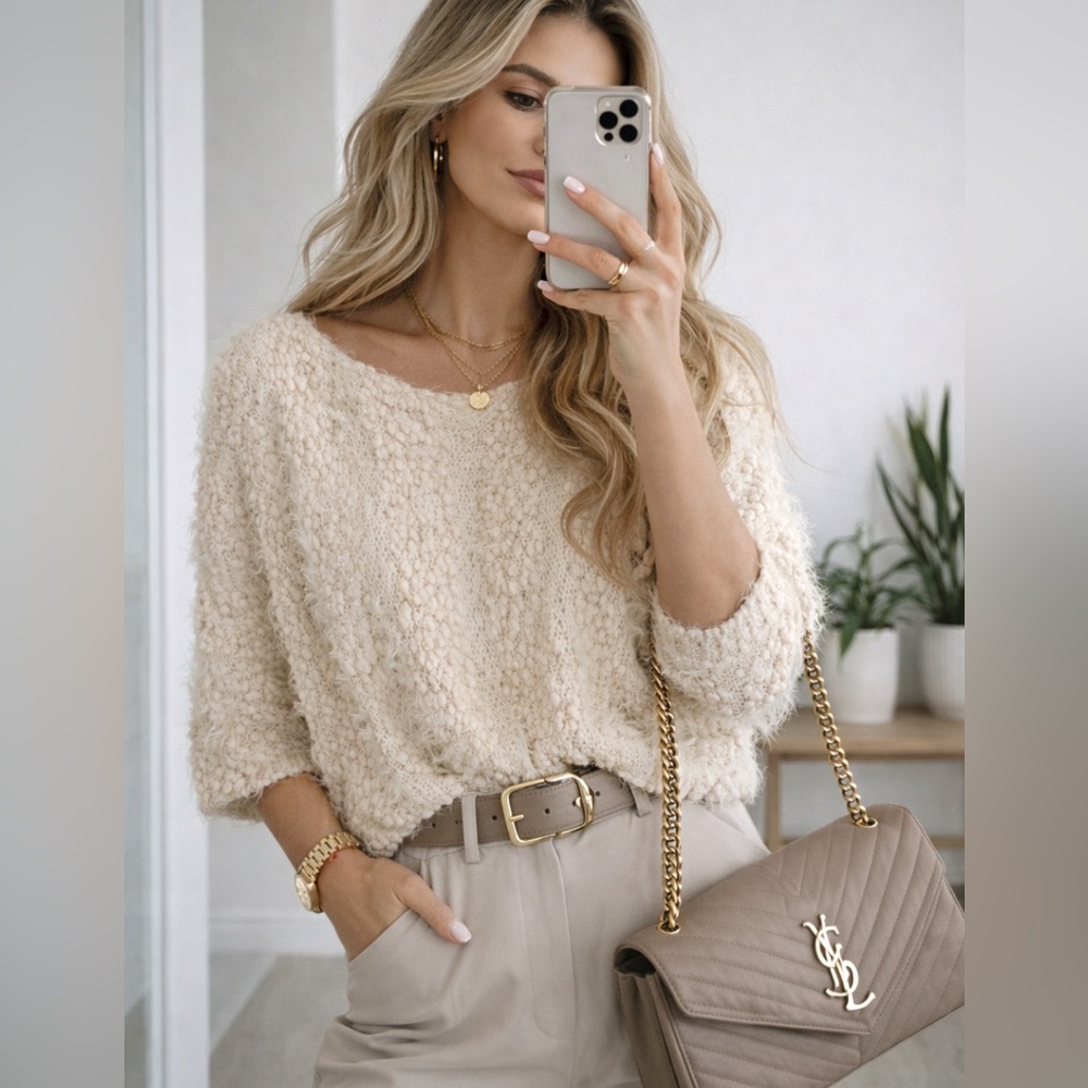 Vintage V Studio Cream Textured Scoop Neck Vintage Fuzzy Sweater